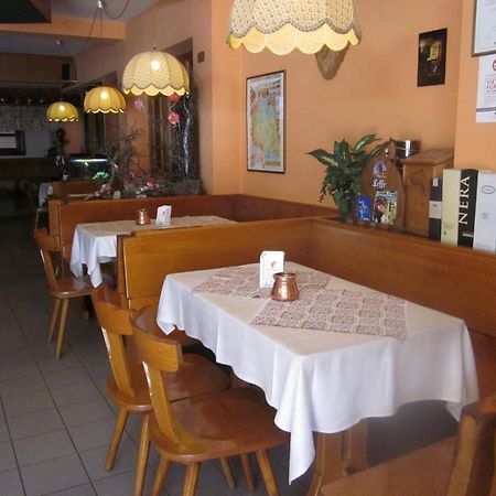 Moggio Udinese Albergo Leon Bianco المظهر الخارجي الصورة