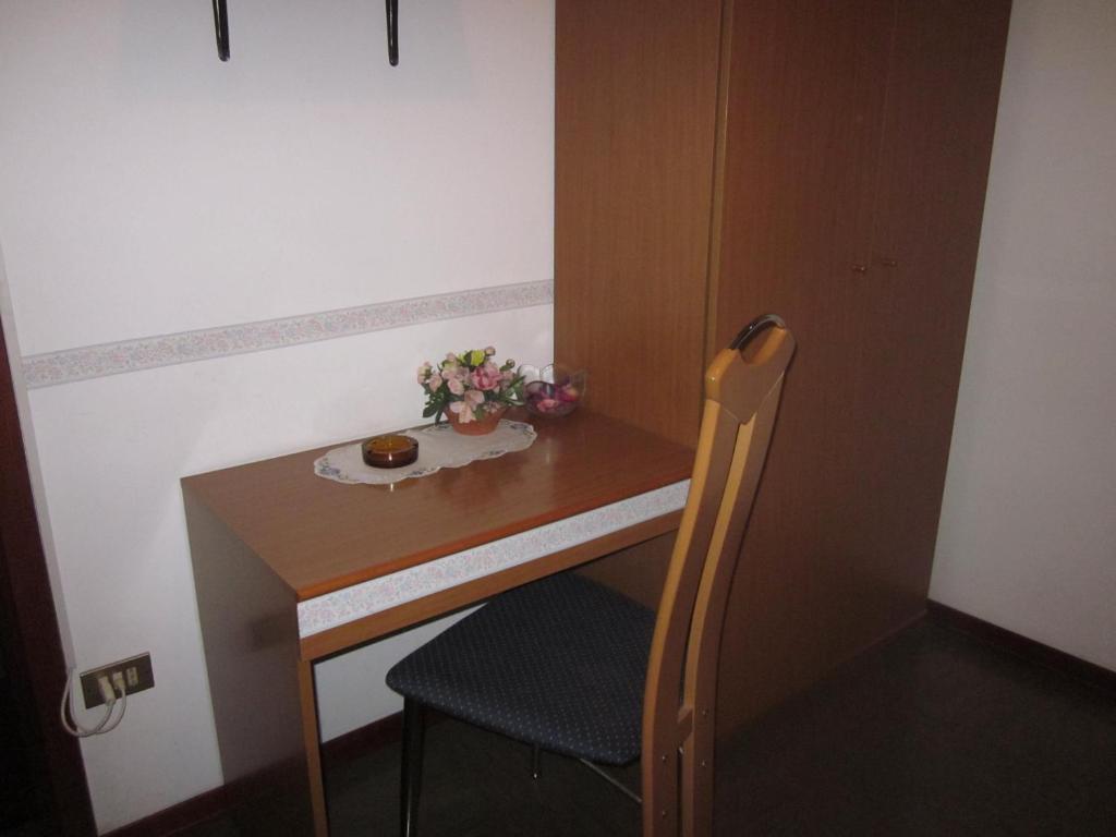 Moggio Udinese Albergo Leon Bianco الغرفة الصورة