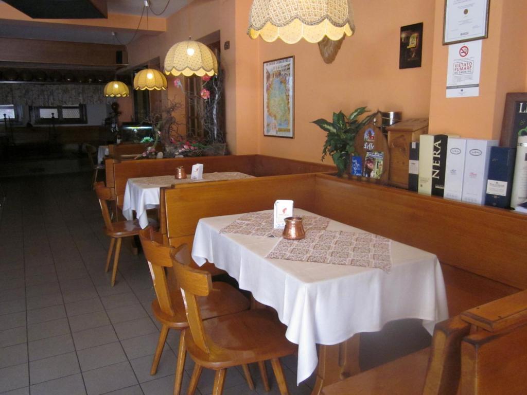 Moggio Udinese Albergo Leon Bianco المظهر الخارجي الصورة